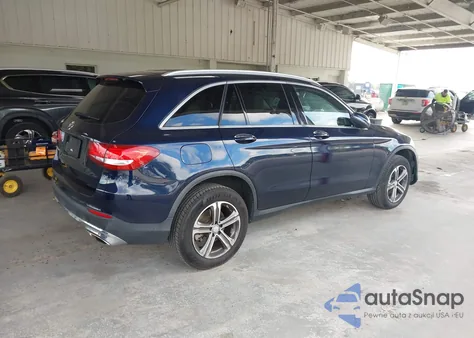 2016 Mercedes-Benz Glc 300 z USA, uszkodzony, nr VIN WDC0G4JB4GF109422